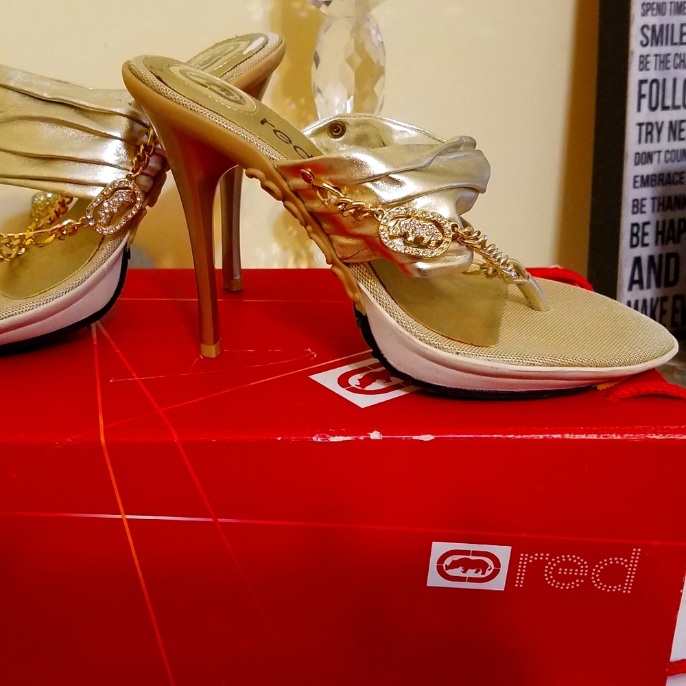 EckoRed Gold Sexy Heels
